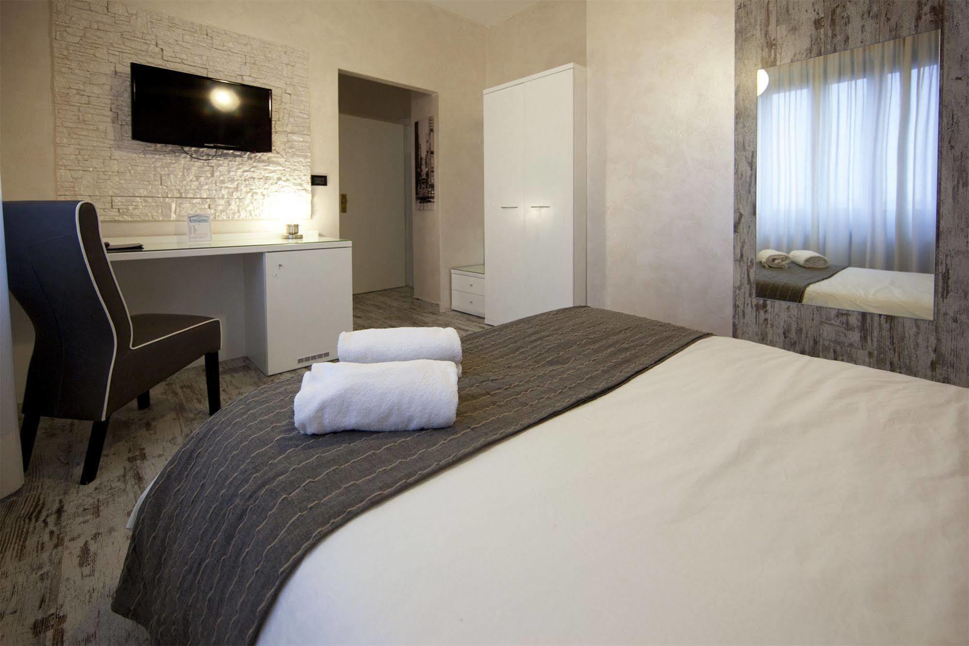 Piccolo Hotel Allamano Груляско Екстериор снимка